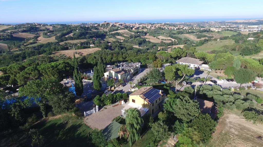 Camping Village Mar Y Sierra San Costanzo Extérieur photo