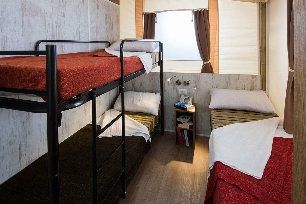 Camping Village Mar Y Sierra San Costanzo Extérieur photo